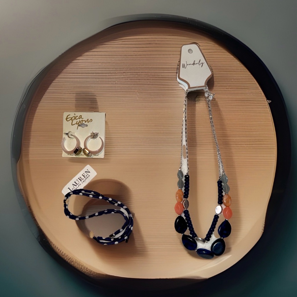 Nwt Necklace, Bracelet, & Earrings Set - Wonderly, Lauren, & Erica Lyons